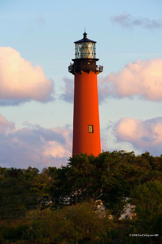 20090221_180147 D3 P1 2400x3600 srgb.jpg - Jupitor Lighthouse at Jupitor Inlet, FL, the site of very interesting Florida history.